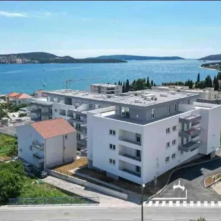 M&p * Trogir